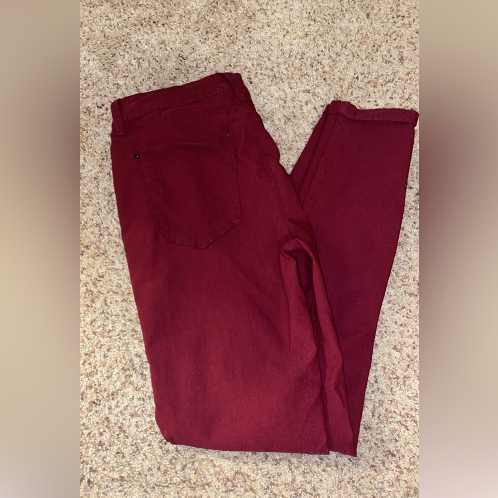 Women’s skinny jeans